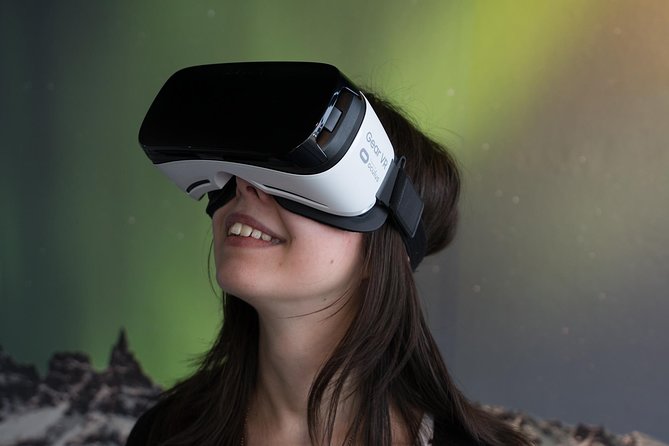 a girl wearing vr set